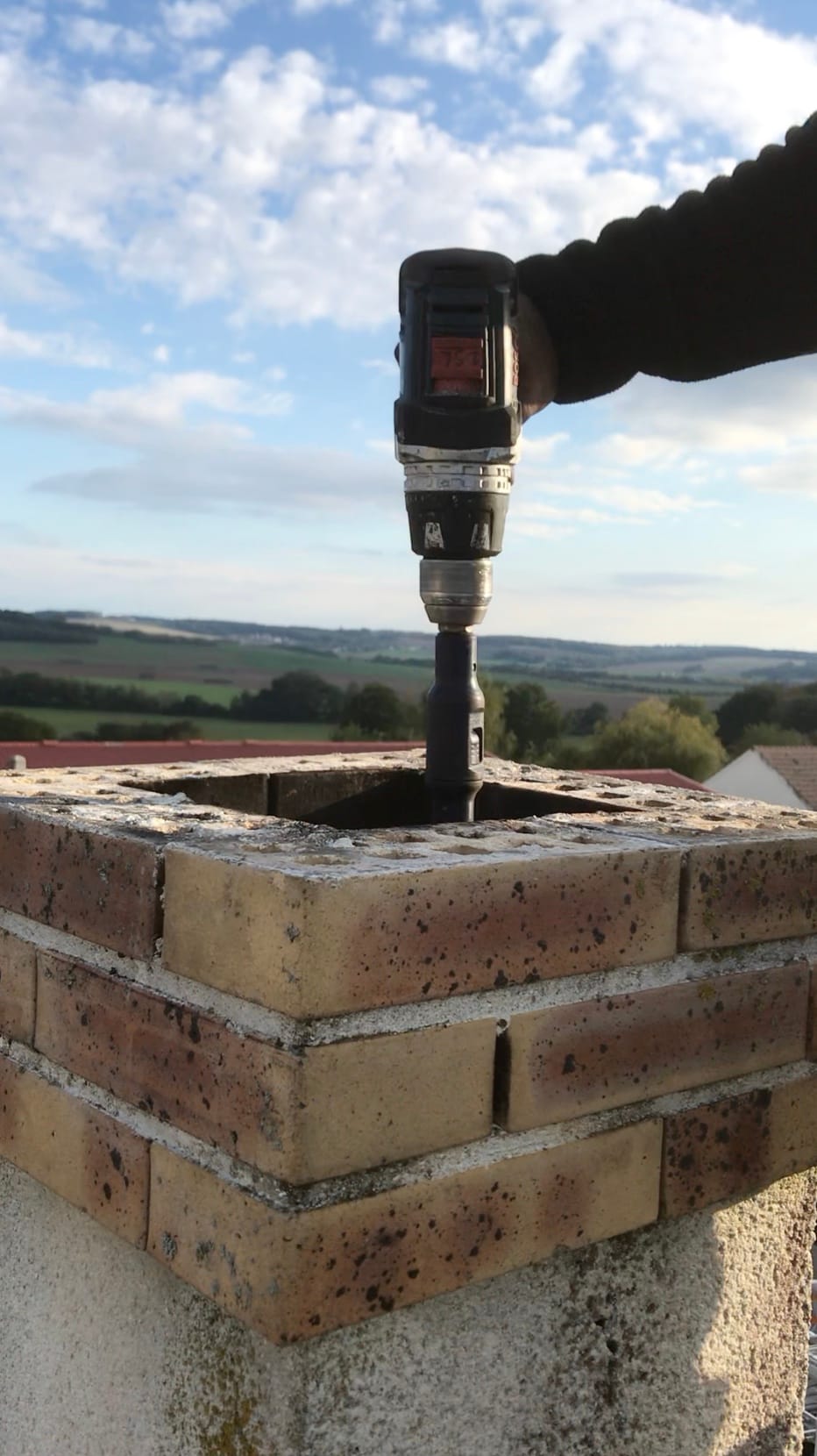 Ramonage par le haut en cours par José Couverture & Ramonage